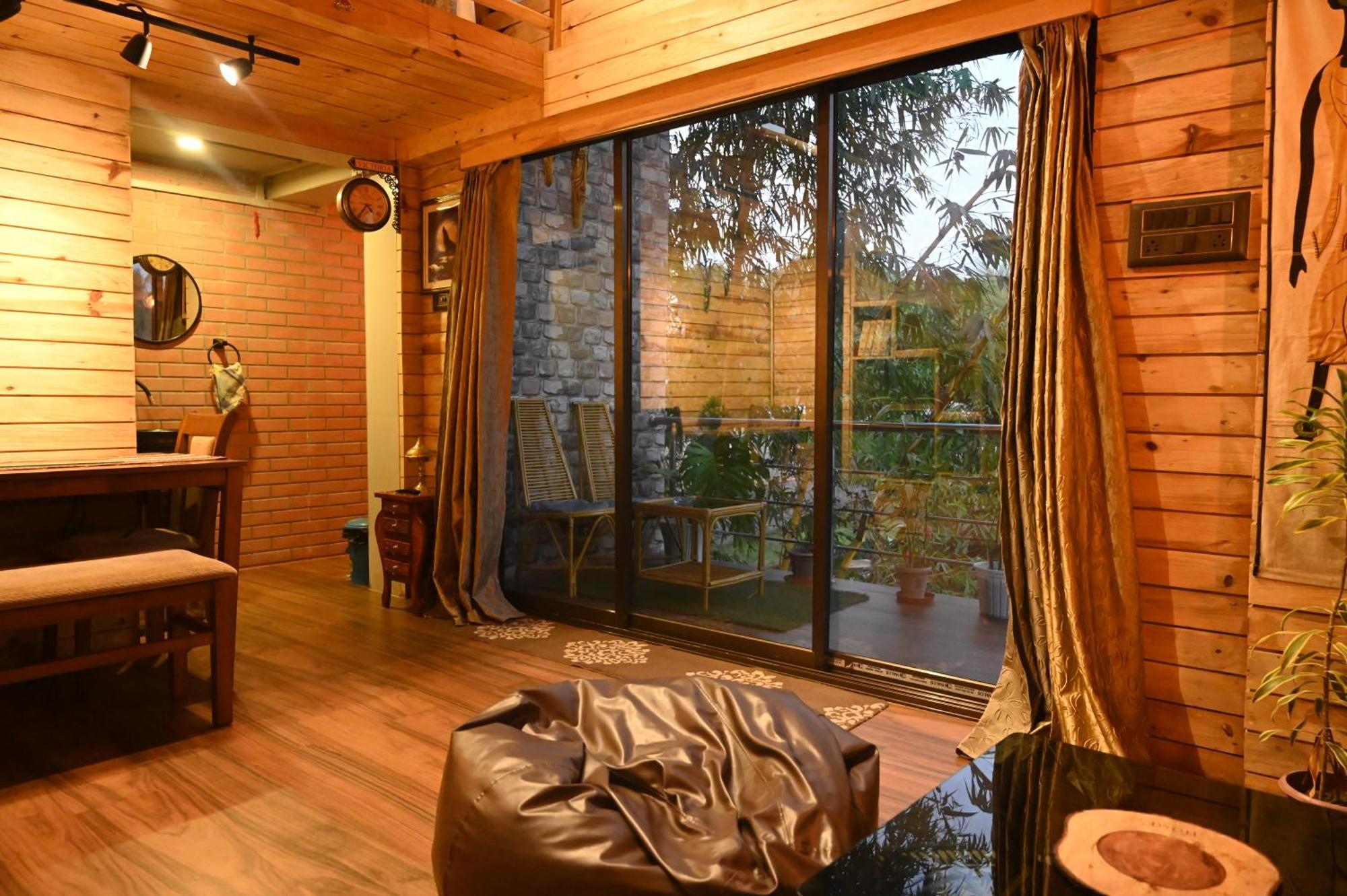 Bed and Breakfast The Cabin By The Bayou Guwahati Exterior foto