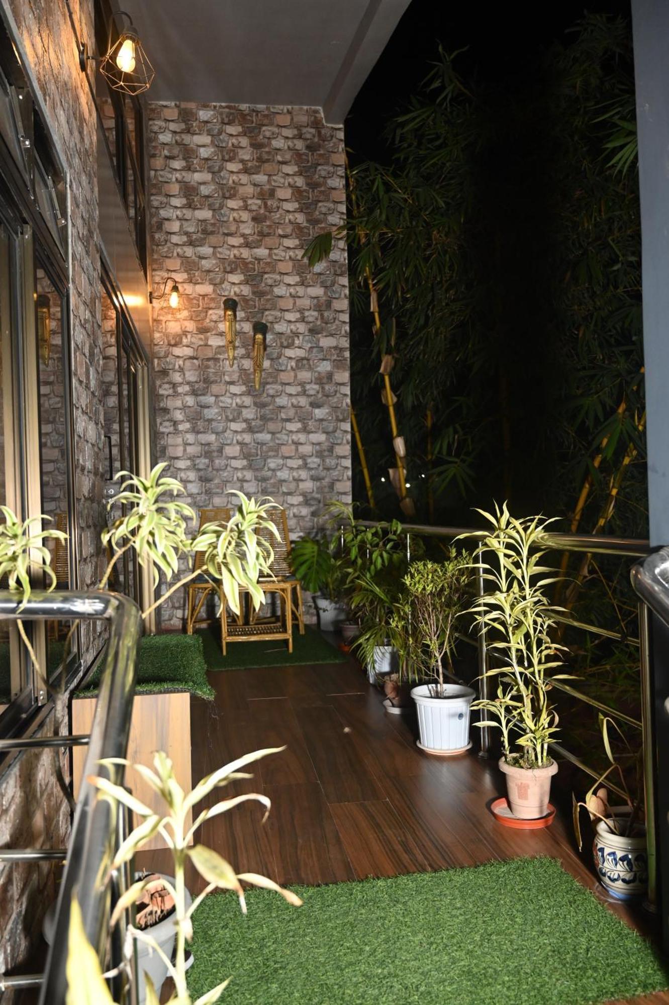 Bed and Breakfast The Cabin By The Bayou Guwahati Exterior foto